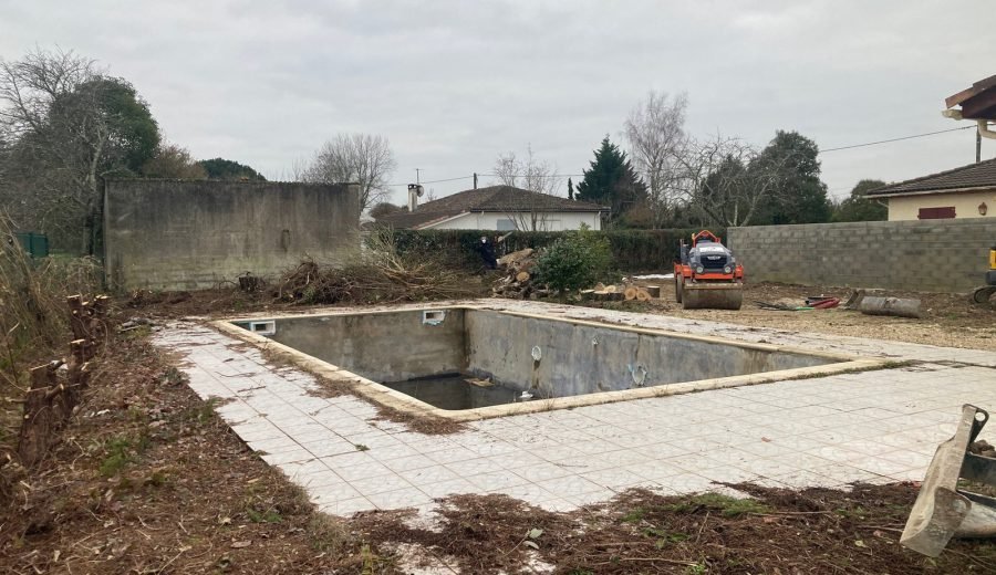 Terrassement pour deux projets de construction — Saint Caprais de Bordeaux