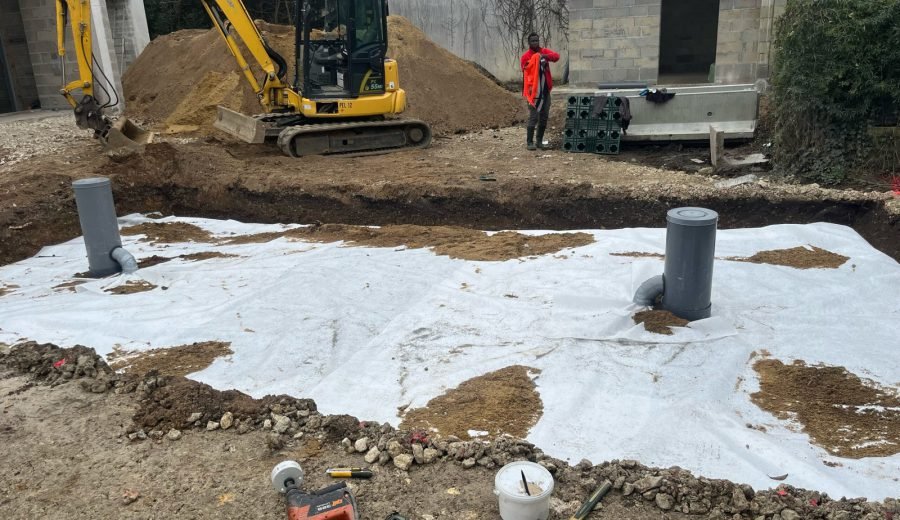 Puisard avec casier pour récupération d’eau pluviale — Bouscat