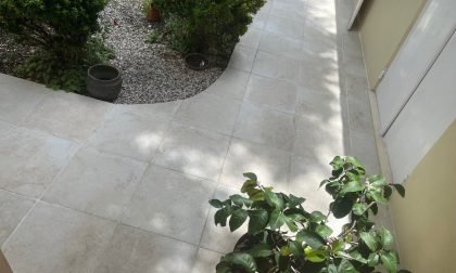 Terrasse extérieur — Saint-Selve — photo 2