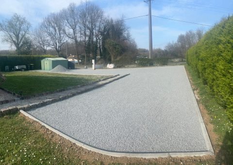 Parking diorite 4/10 — 220 m² — Daignac